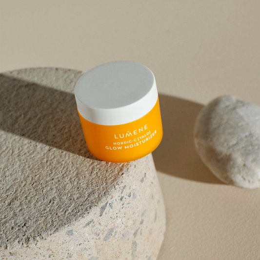 LUMENE VALO GLOW MOISTURIZER крем денний зволожуючий